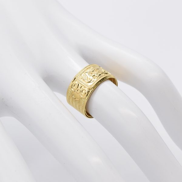 18K Millionaire's Ring
