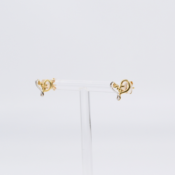18K Love Heart Earrings - Image 2