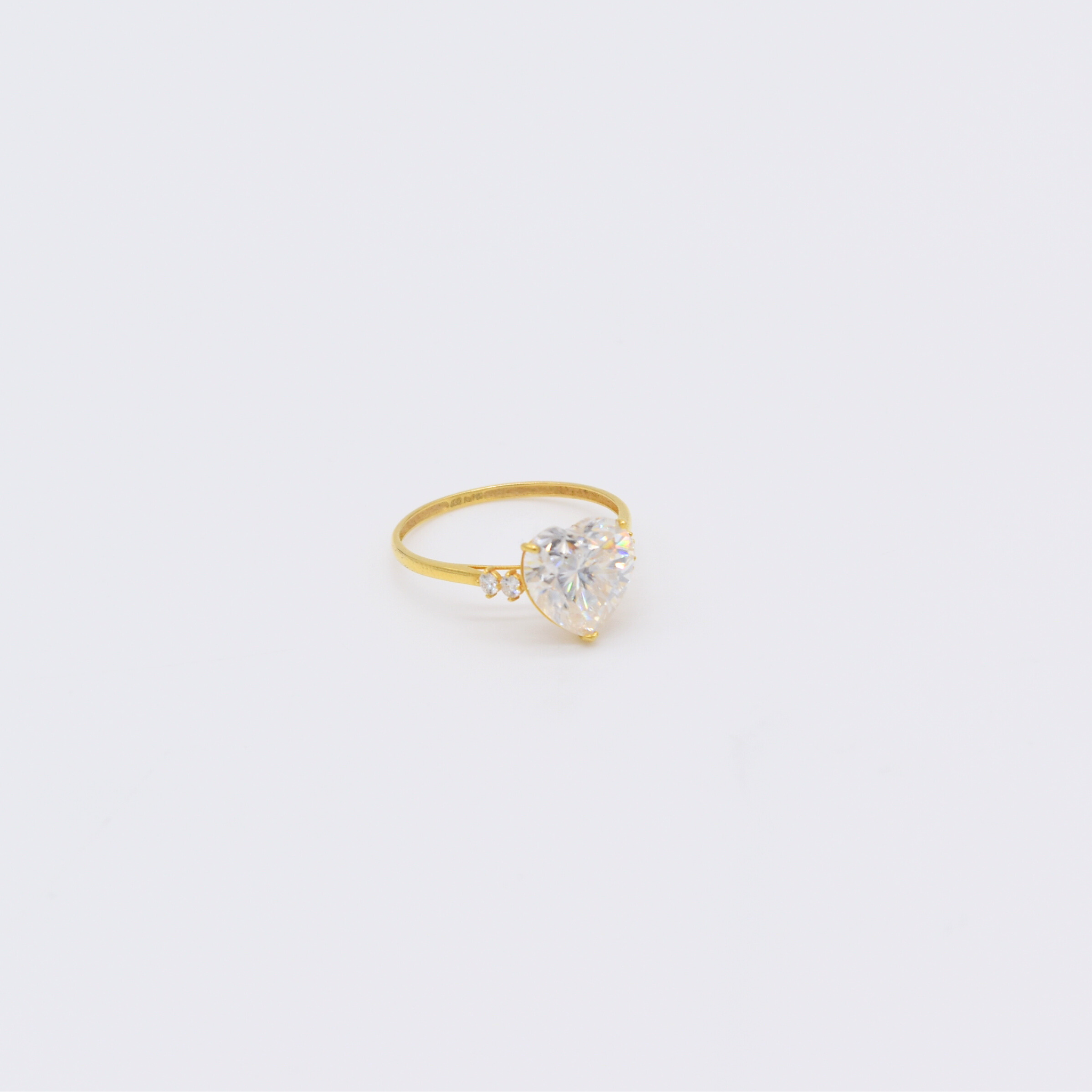 18K Heart Cut Moissanite Ring GD Jewels