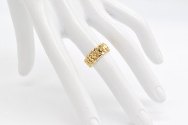 18K Heartbiz Ring