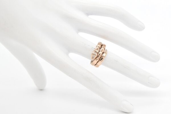 18K Snake Ring with Natural Diamonds