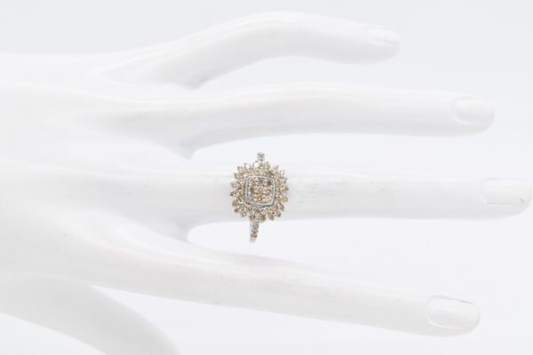 18K WG Diamond Cluster Ring - Image 3