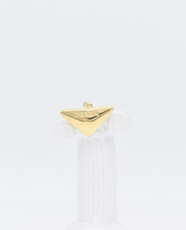 18K P-Inpired Triagle Pendant
