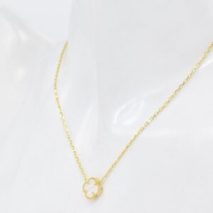 18K Centered MOP Clover Necklace 10mm