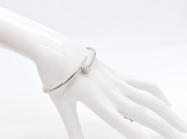18K WG Nail Bangle