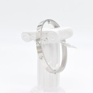 18K WG Love Bangle
