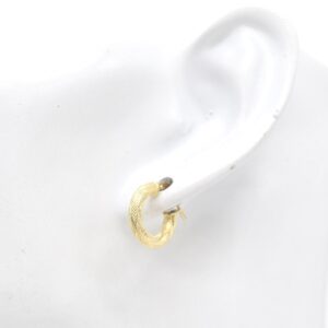 18K Crisscross Designed Hoop Earrings