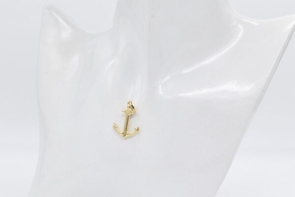 18K Yellow Gold Plain Anchor Pendant — 25 x 18 mm