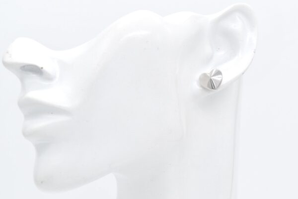 18K White Gold Heart Earrings — 11 mm