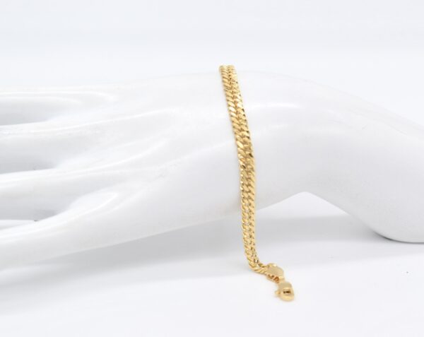 18K Yellow Gold Curb Chain Bracelet — 8 inches