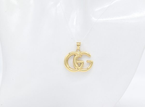 18K Yellow Gold Double‑G Pendant — 20 mm - Image 3