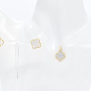 18K 15 mm White Mother of Pearl Clover Set