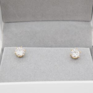 18K Yellow Gold 2.02ct Diamond Stud Earrings