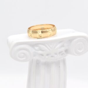 18K Pattern Textured Gold Ring — 4 mm