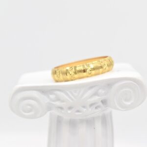 18K Textured Yellow Gold Ring — 11.25 mm