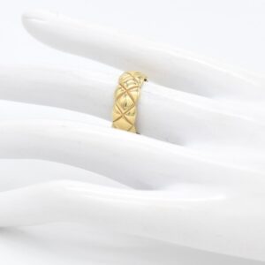 18K Coco Crush Ring — Size 6