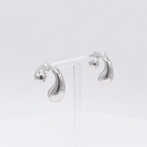 18K White Gold Teardrop Stud Earrings