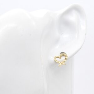 18K Diamond-Cut Heart Stud Earrings