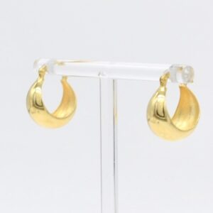 18K Crescent Hoop Earrings – 10mm