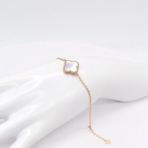 18K 15 mm Pinkish Mother of Pearl Clover Bracelet